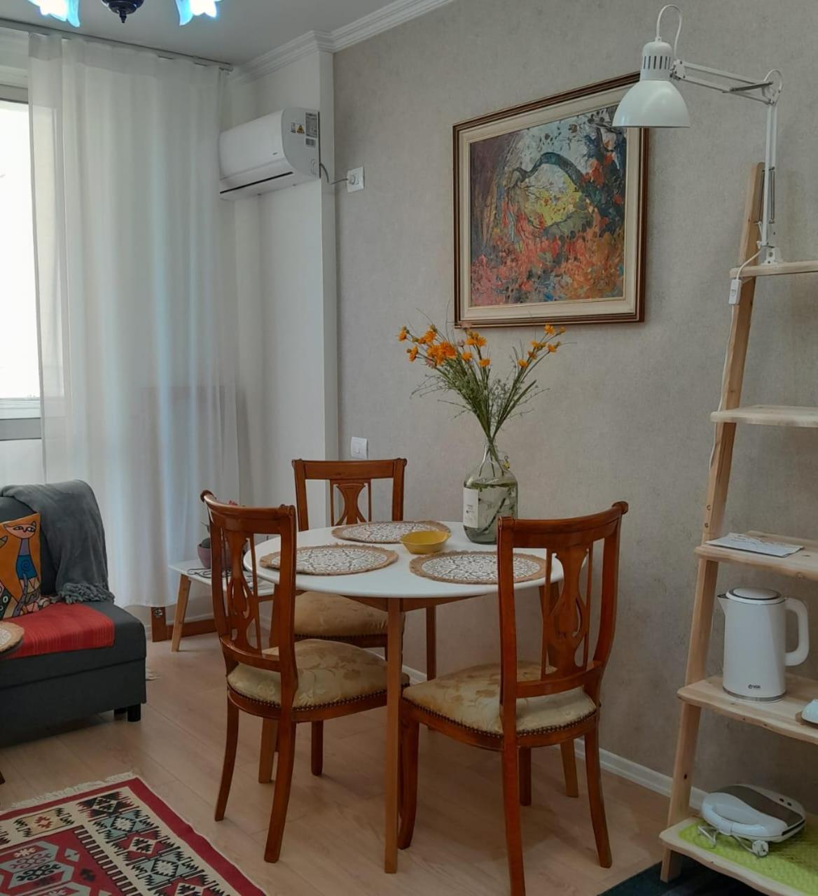 Bani'S Cozy Lovely Apt Tiranë Eksteriør bilde
